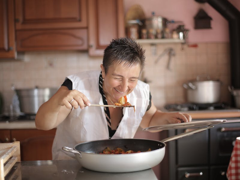 **Recepti za Tradicionalna Balkanska Jela: Sarma, Pita i Čevapi - Ukusi Koji Oduševljavaju** - Third Image